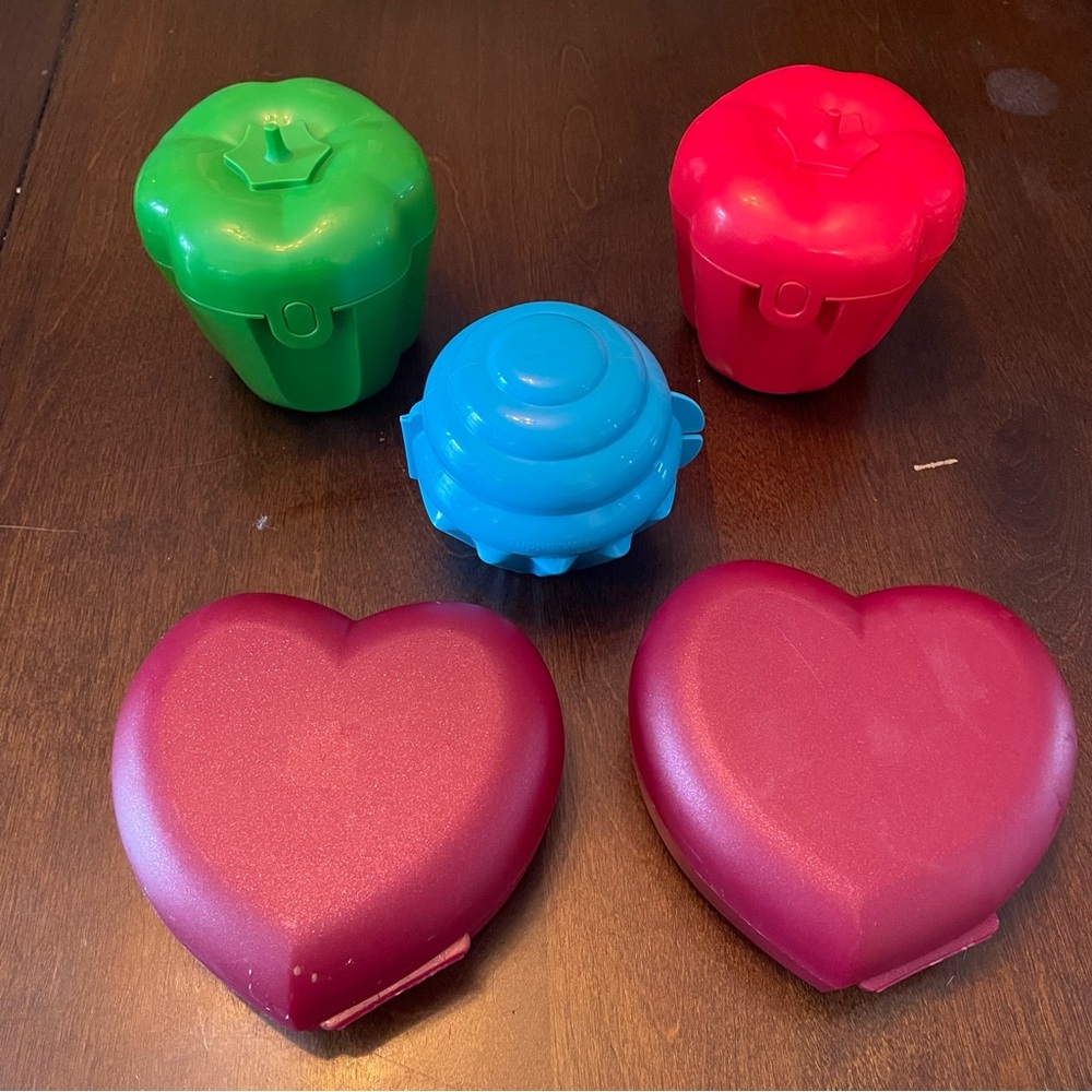 5 pieces Tupperware  Food Storage Set